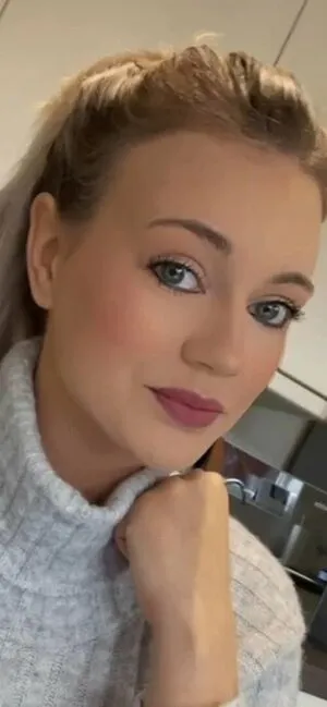 Ellienorman94 OnlyFans Leaked Free Thumbnail Picture - #nGbvPKNv0Q