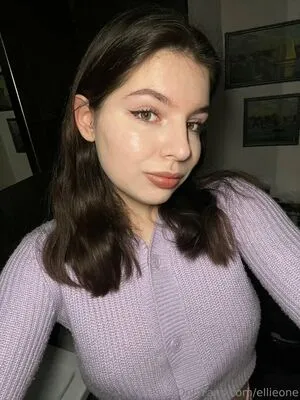 Ellieone OnlyFans Leaked Free Thumbnail Picture - #DVw9OCvDby