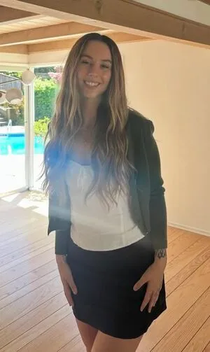 Ellieridgerealtor OnlyFans Leaked Free Thumbnail Picture - #pHXhCbBlD9