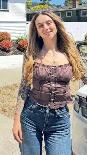 Ellieridgerealtor OnlyFans Leaked Free Thumbnail Picture - #t6n57D6HA8