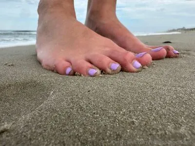 Elliesolegoddess OnlyFans Leaked Free Thumbnail Picture - #tAPyffPfaO