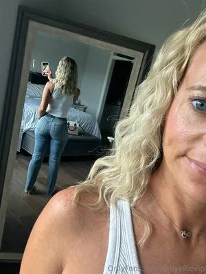 Ellievip OnlyFans Leaked Free Thumbnail Picture - #zShl5NZGry