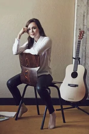 Elliot Page OnlyFans Leaked Free Thumbnail Picture - #ezfarrkWNe