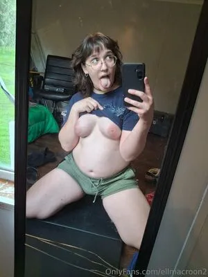 Ellmacroon2 OnlyFans Leaked Free Thumbnail Picture - #Jx6PA572tI