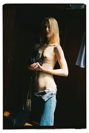 Elloise OnlyFans Leaked Free Thumbnail Picture - #0xJhvwW5yX