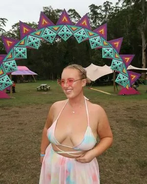 Elloise OnlyFans Leaked Free Thumbnail Picture - #D9Ayj8xDT4