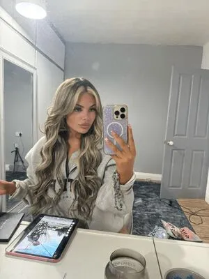 Ells Ann OnlyFans Leaked Free Thumbnail Picture - #GXrt8l9G15