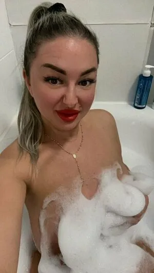 Elly OnlyFans Leaked Free Thumbnail Picture - #AIUrprMX0n