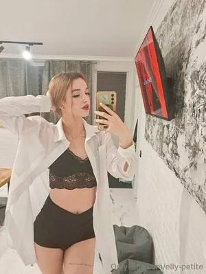 Elly Petite OnlyFans Leaked Free Thumbnail Picture - #Py7aGO7rNB