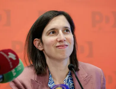 Elly Schlein OnlyFans Leaked Free Thumbnail Picture - #3Zk5aBljk0