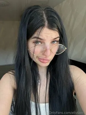 Ellyberry OnlyFans Leaked Free Thumbnail Picture - #ASsLyxWYit