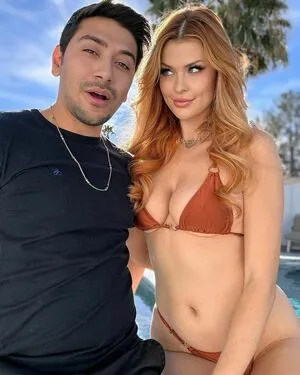 Ellyclutch OnlyFans Leaked Free Thumbnail Picture - #xKQMJVytCg