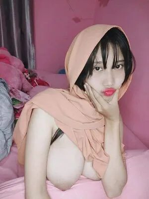 Ellyelyseen OnlyFans Leaked Free Thumbnail Picture - #puTooin7Qz