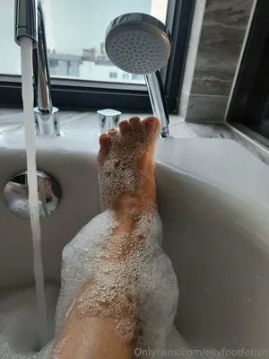 Ellyfootfetish OnlyFans Leaked Free Thumbnail Picture - #HyNV1lnnnd
