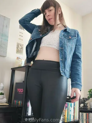 Ellynaomifree OnlyFans Leaked Free Thumbnail Picture - #nsJ5peJCts