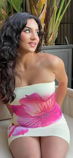 Ellysa Yagho OnlyFans Leaked Free Thumbnail Picture - #0GtRLyqi0d