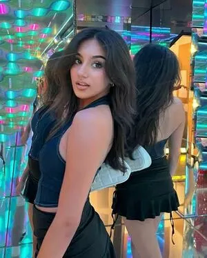 Ellysa Yagho OnlyFans Leaked Free Thumbnail Picture - #lC4ZPcxz3J