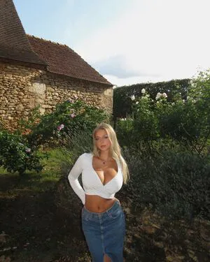 Ellyy Ann OnlyFans Leaked Free Thumbnail Picture - #CeSWlSGwum