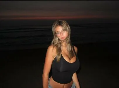 Ellyy Ann OnlyFans Leaked Free Thumbnail Picture - #K8xYEAavtc