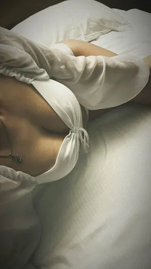 Elmil OnlyFans Leaked Free Thumbnail Picture - #9XvsyXks5A