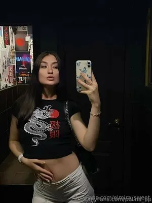 Elmira Sweet OnlyFans Leaked Free Thumbnail Picture - #0GheM5Wlmu