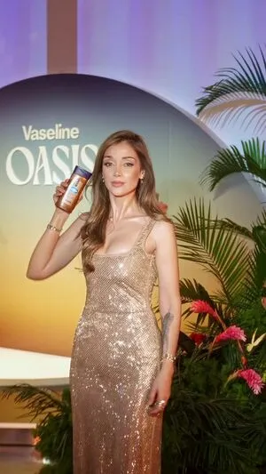 Elnaz Golrokh OnlyFans Leaked Free Thumbnail Picture - #RU21AxMMVV