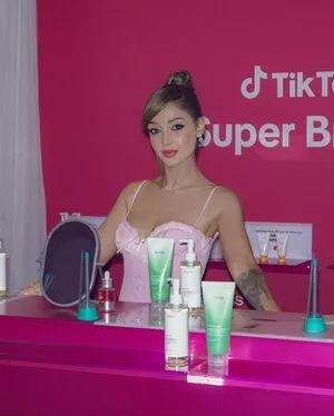 Elnaz Golrokh OnlyFans Leaked Free Thumbnail Picture - #UTKS6ZB2Po