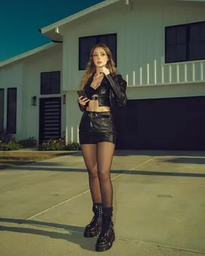 Elnaz Golrokh OnlyFans Leaked Free Thumbnail Picture - #v4FDLsVzQh