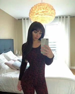 Elodie Delmas OnlyFans Leaked Free Thumbnail Picture - #MjIwMZoVTg