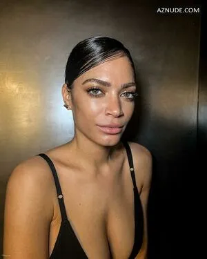 Elodie Di Patrizi OnlyFans Leaked Free Thumbnail Picture - #J3Y3HP5S6o