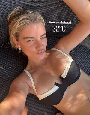 Eloisa Gh OnlyFans Leaked Free Thumbnail Picture - #oqiWaoUBE4