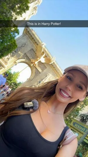 Eloise Head OnlyFans Leaked Free Thumbnail Picture - #XrOsK0Wli2