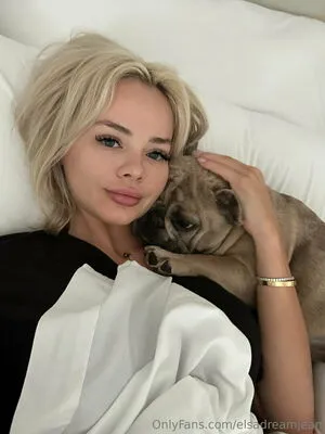 Elsa Jean OnlyFans Leaked Free Thumbnail Picture - #Md31eah1GP
