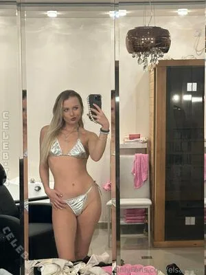 Elsa Snow OnlyFans Leaked Free Thumbnail Picture - #7s3wmExW1p