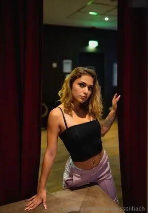 Elsa Weissenbach Of OnlyFans Leaked Free Thumbnail Picture - #R1MqqkegYi