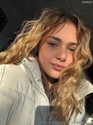 Elsa Weissenbach OnlyFans Leaked Free Thumbnail Picture - #yiT9x0drh6