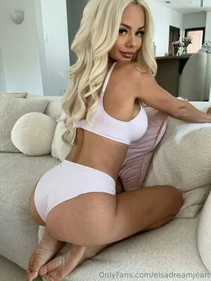 Elsadreamjean OnlyFans Leaked Free Thumbnail Picture - #fj6EJQMaQu