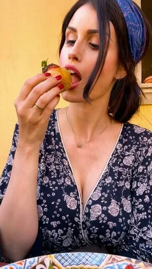 Elsaoesinger OnlyFans Leaked Free Thumbnail Picture - #yxhLaDjOWe