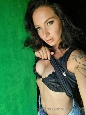 Elsapreston OnlyFans Leaked Free Thumbnail Picture - #3aelxeMEZl