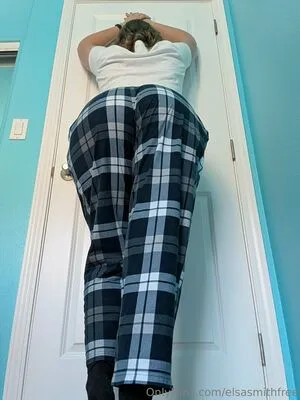 Elsasmithfree OnlyFans Leaked Free Thumbnail Picture - #6ryYKQ7bts