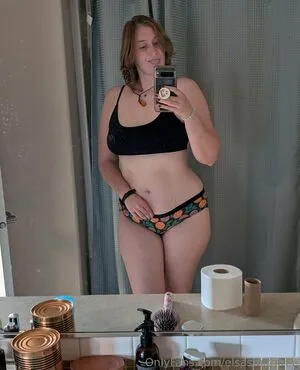 Elsasmithfree OnlyFans Leaked Free Thumbnail Picture - #879VkCIqm2