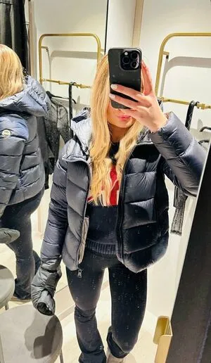 Elsasve0 OnlyFans Leaked Free Thumbnail Picture - #VQKSnb7YRU