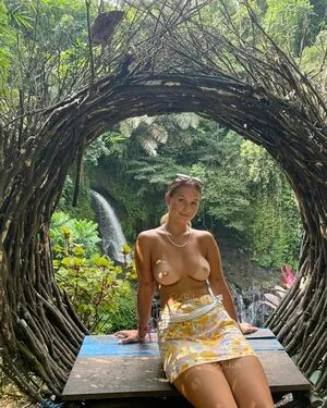 Elsbels24 OnlyFans Leaked Free Thumbnail Picture - #RezBPPyPnl