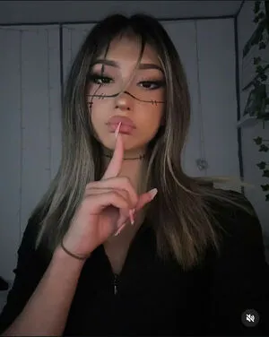 Elsiearaujoo OnlyFans Leaked Free Thumbnail Picture - #m9JZEFOkK5