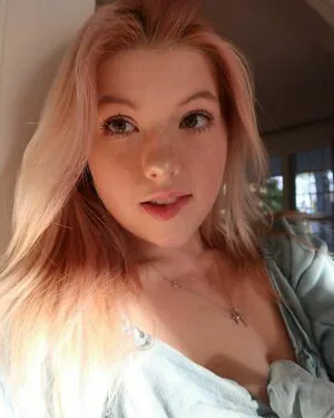 Elsuzannee OnlyFans Leaked Free Thumbnail Picture - #X7h3K1YGE7