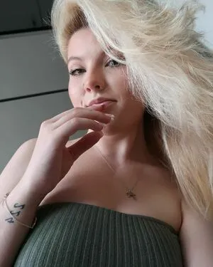 Elsuzannee OnlyFans Leaked Free Thumbnail Picture - #bk1FIASip6