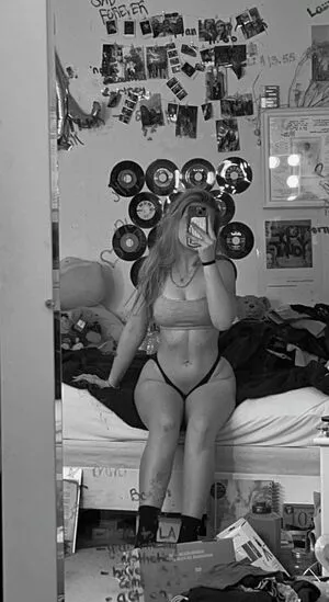Elsuzannee OnlyFans Leaked Free Thumbnail Picture - #raTxCvmu06