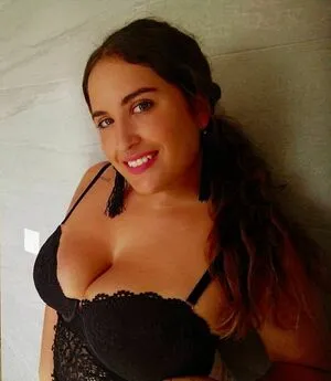 Elviabombon OnlyFans Leaked Free Thumbnail Picture - #Q0Vyv2n7MB