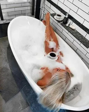 Elvira Pitzner OnlyFans Leaked Free Thumbnail Picture - #AnJSDipoFX