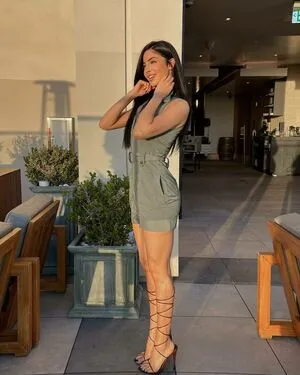 Elwa Saleh OnlyFans Leaked Free Thumbnail Picture - #4PwibCeBsF